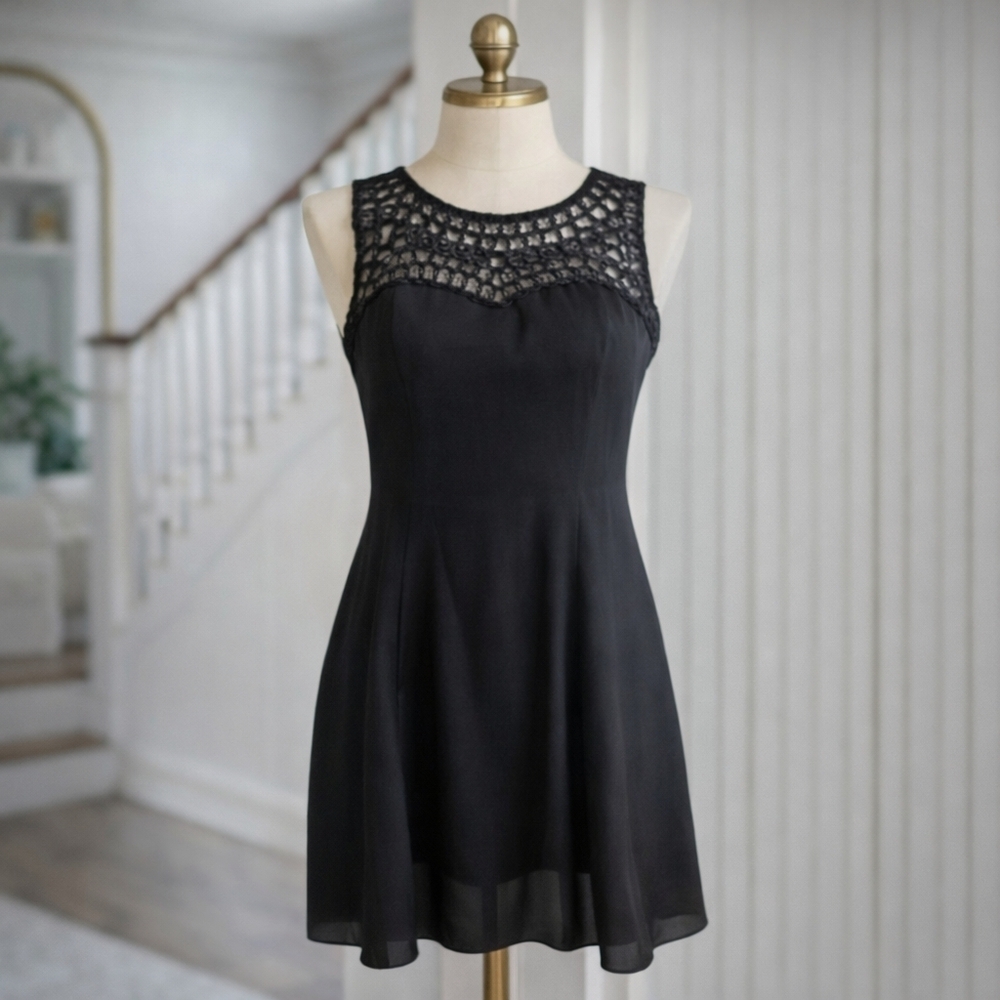 Faviana Vintage Black Knee Length Dress Sz Small LBD little black dress